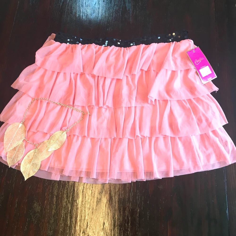 SALE!!!! Mini fun skirt